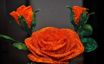 beaded na mga bulaklak